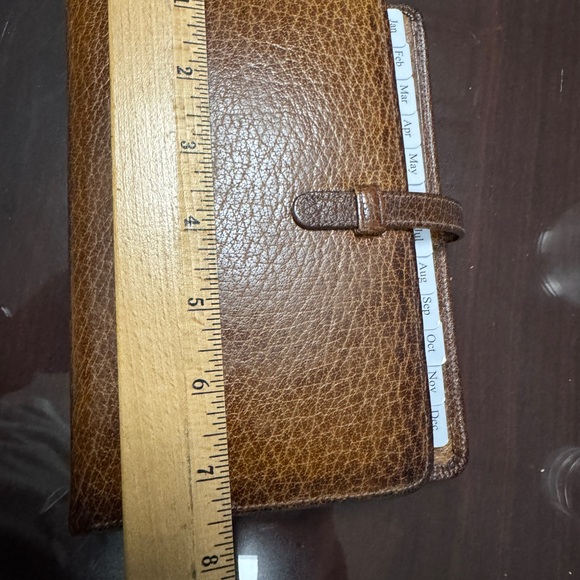 Coach Brown planner/portfolio/agenda. Beautiful!!! Uses 6 ring refills - Picture 8 of 8